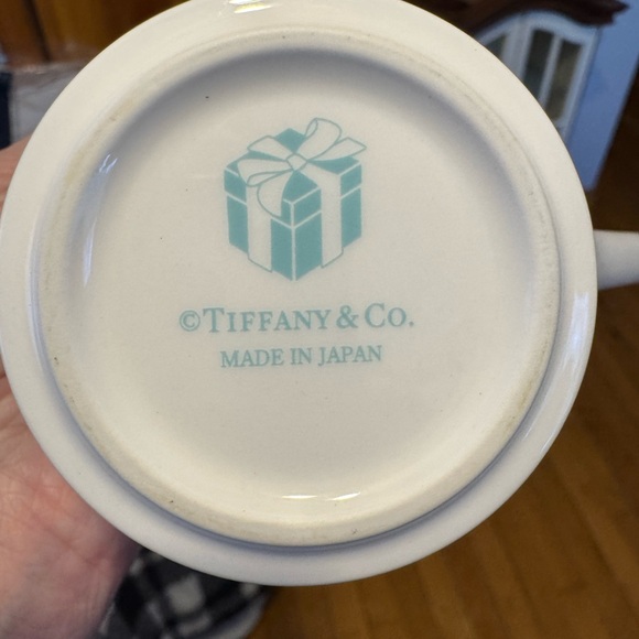 Tiffany & Co. Blue and White Bow Ceramic Coffee Mug - Picture 2 of 3